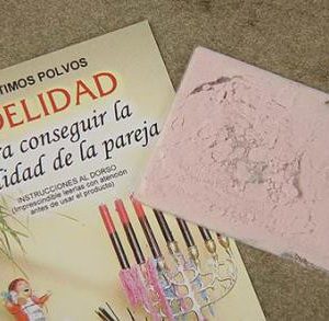 Legítimos Polvos de la Fidelidad (Para conseguir fidelidad para la pareja)