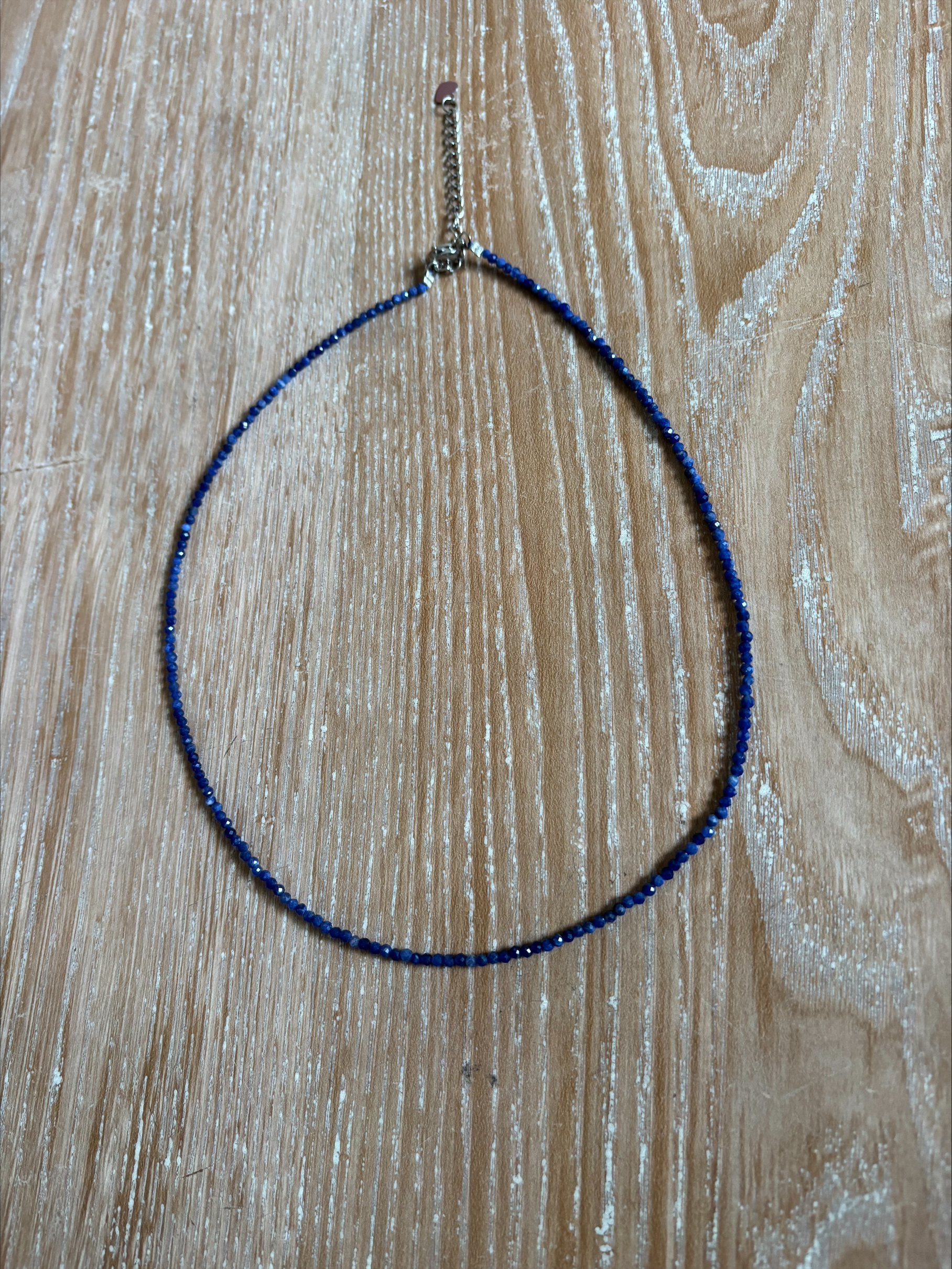COLLARES